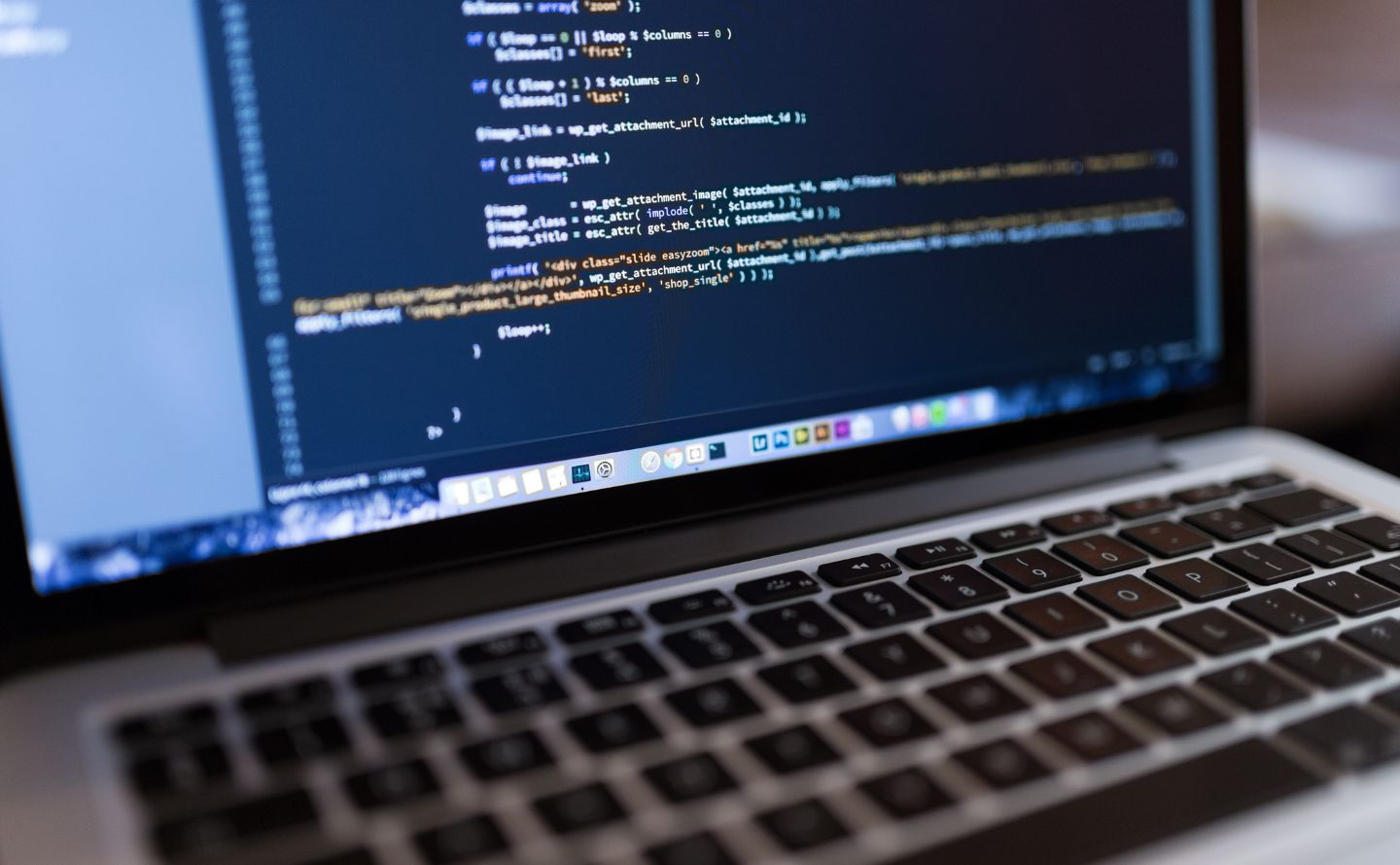 Web designer building a mobile-responsive WordPress layout for a Roseville small business
